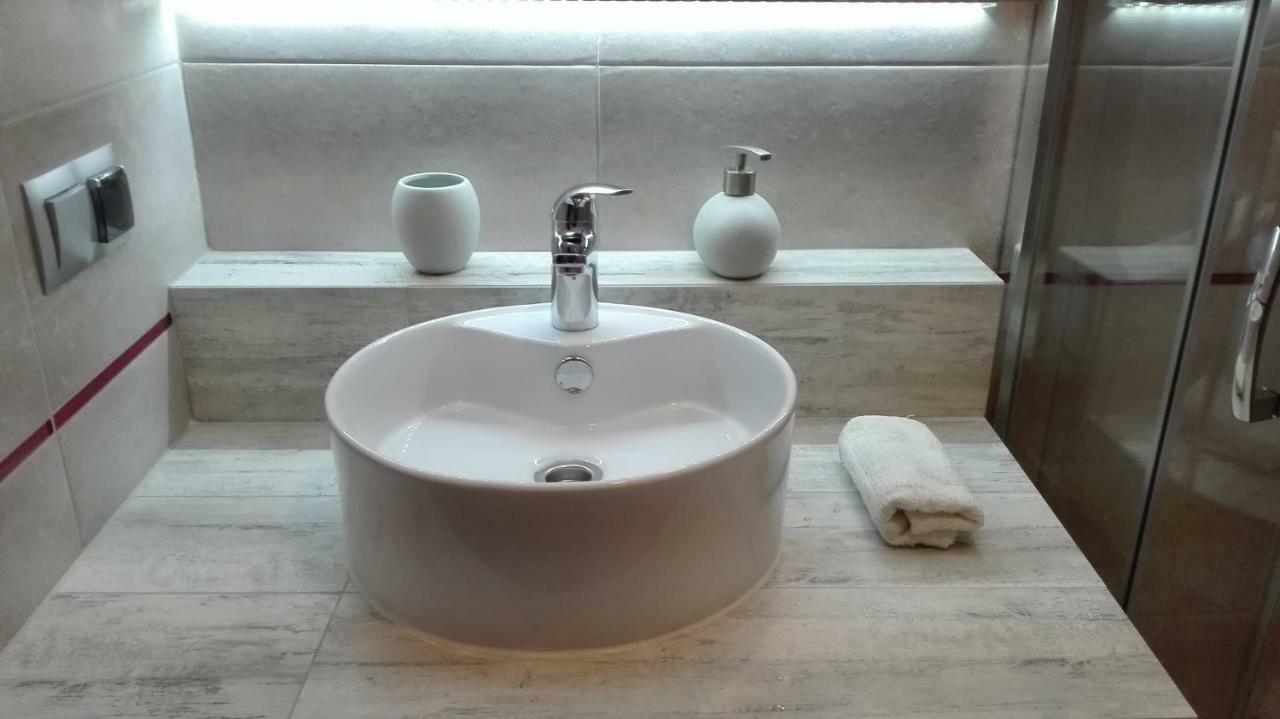 Apartament Lux Monika Rewal Z Tarasem I Garazem מראה חיצוני תמונה